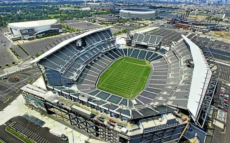 利物浦主场,力克曼城,红军两球领,香港赛马,赛程安排,赛果查询,马匹资料,赛事动态